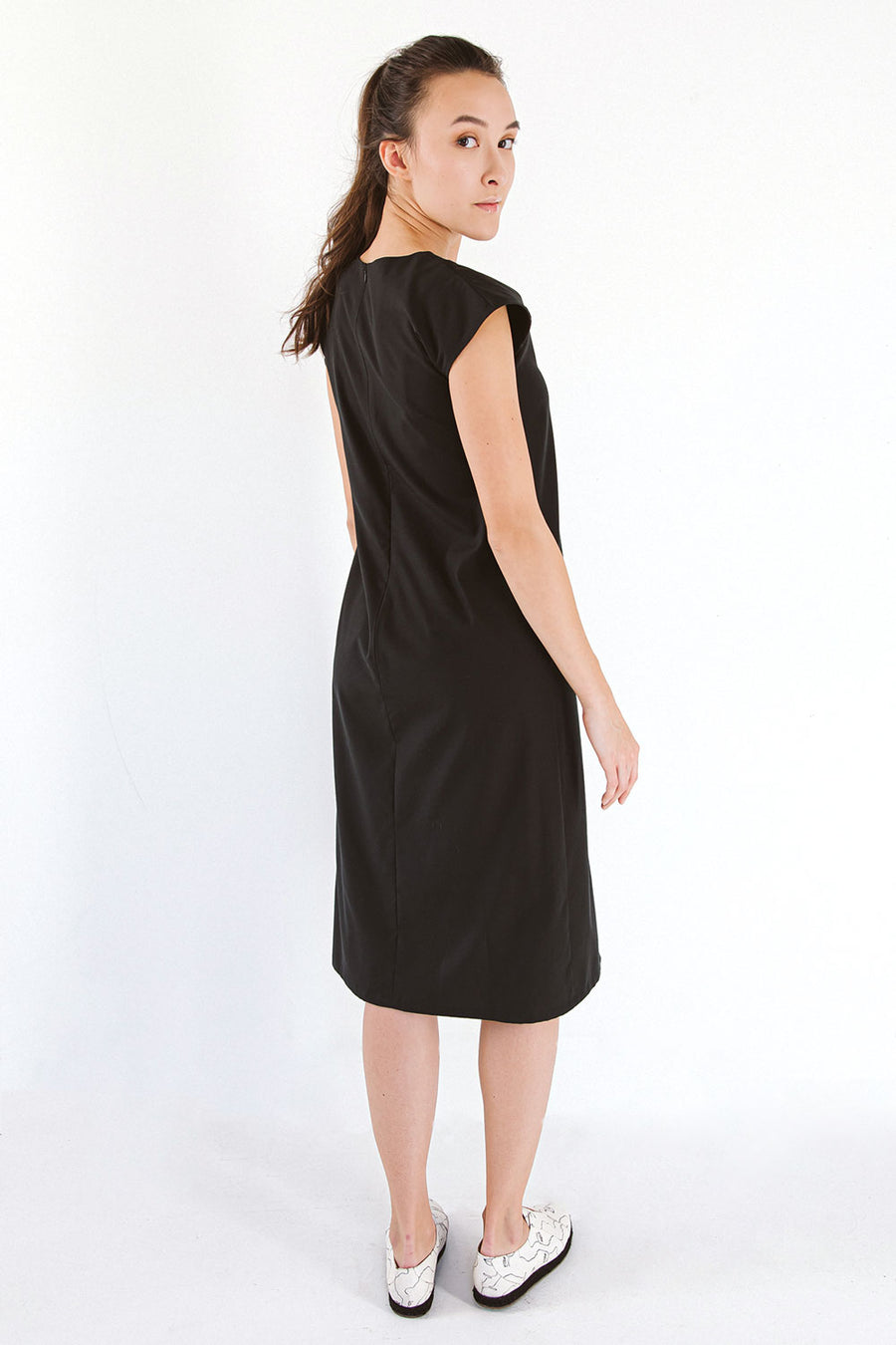 Sleeveless black dress