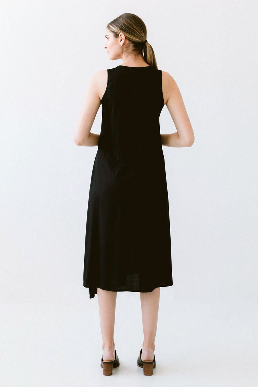 fit and flare black dress for summer
